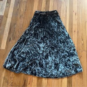 Zara green velvet skirt